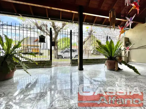 Casa en Venta en Temperley, USD 135.000