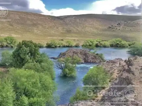 Bariloche  chacra Rio Limay 1,61 Has