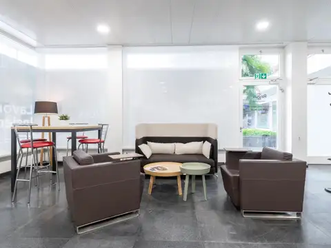 Oficina en Alquiler en Ciudad Vieja, USD 8.894
