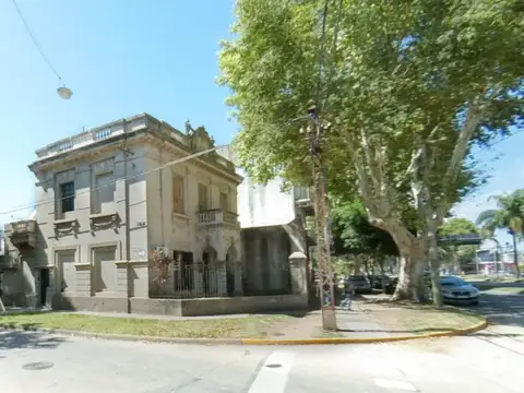 Artigas al 600