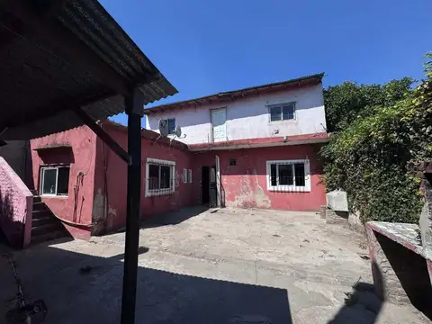 Casa 4 ambientes con 4 baños