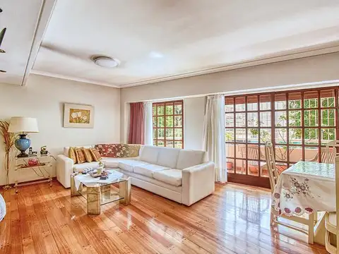 Alberdi Juan Bautista Av. al 1600