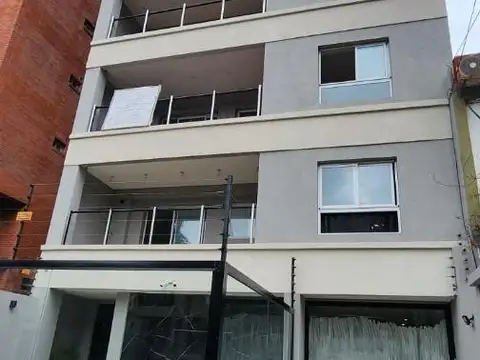 Lopez, Vicente 200, Piso 3