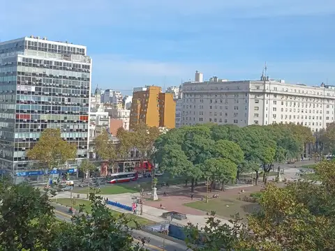 Oficina 5 ambientes con 2 baños