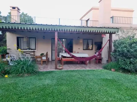 Casa en Alquiler Temporal en Los Alcanfores, USD 2.500
