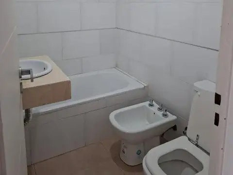 Departamento en Alquiler en Ituzaingó Norte, $ 430.000