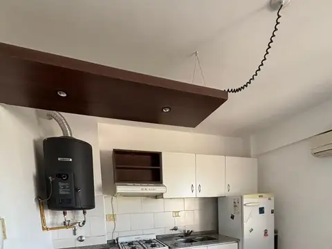 Departamento en Alquiler en Echesortu, $ 350.000