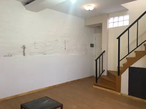 Depto Tipo Casa en Venta al Oeste