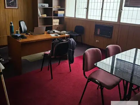 Oficina Comercial en alquiler - 550Mts2 - Mataderos