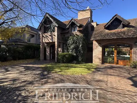 Casa en Venta de 4 dormitorios