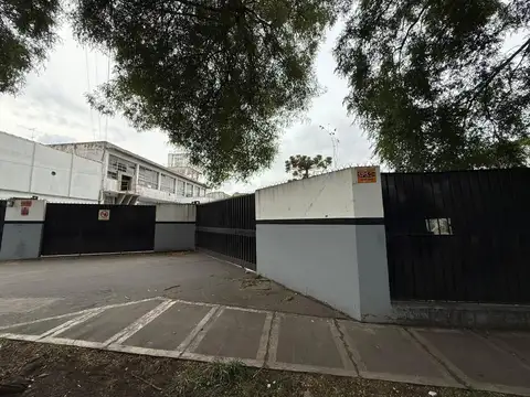 CENTRO DE DISTRIBUCIÓN EN VENTA | 5.080 m² CUBIERTOS