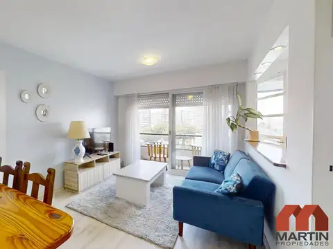 Departamento en Alquiler de 2 Ambientes en Martinez con Balcon