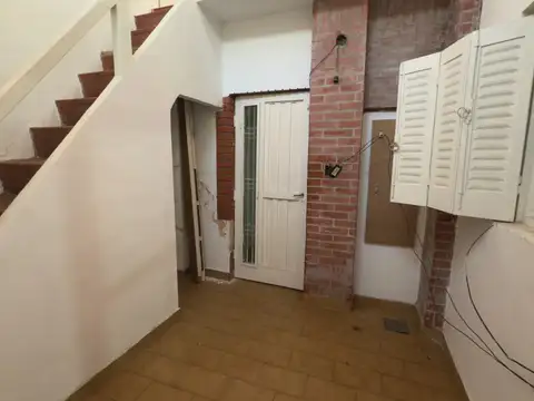 Venta de casa 3 ambientes con terraza