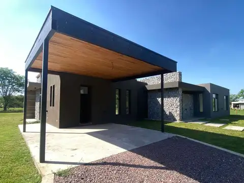 CASA 4 AMBIENTES EVERLINKS CLUB Y GOLF LUJAN