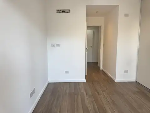 Departamento en Alquiler con 2 cocheras