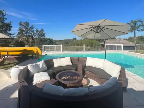 Villa la Ribera, a 100 mts de Ruta  Nacional 11.