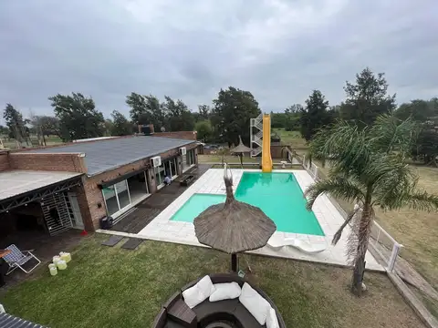 Villa la Ribera, a 100 mts de Ruta  Nacional 11.