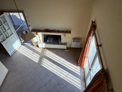 CASA EN VENTA  B°  PRIVADO LA CAPILLA, VISTALBA