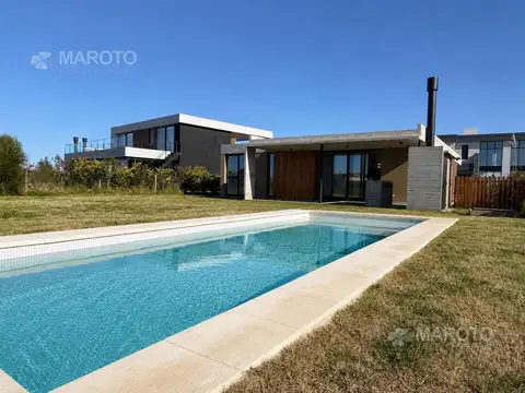 Venta casa 5 ambientes a estrenar  con pileta en San Sebastián Área 7 - TOMA DEPTO EN PARTE DE PAGO