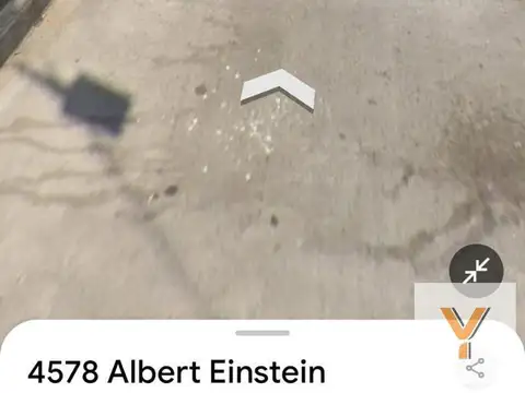 Albert Einstein e/ Avenida Francia y Panamá