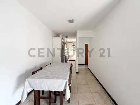 69 entre 29 & 30 1700, Piso 1