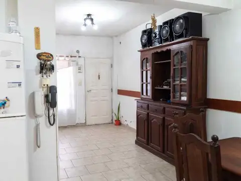 Depto Tipo Casa en Venta en Martín Coronado, USD 107.000