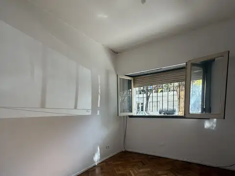 Depto Tipo Casa en Alquiler de 4 ambientes