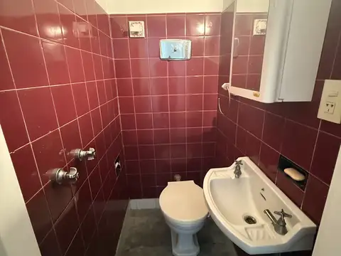 Depto Tipo Casa 4 ambientes con 2 baños
