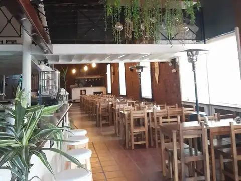 Local en Venta Via Pública