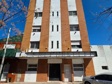 Don Torcuato (M.T de Alvear 2597) Clinica + Consultorios externos + Diag.por imágenes.