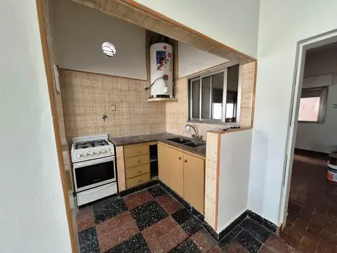 Depto Tipo Casa en Alquiler en Villa Lugano, $ 700.000