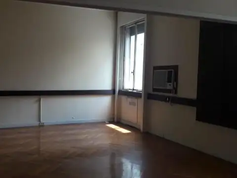 Oficina en Alquiler 100 años