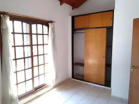 Casa en Alquiler de 3 dormitorios