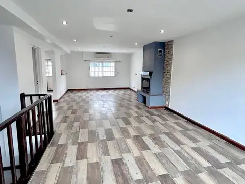 Depto Tipo Casa en Venta 21 años
