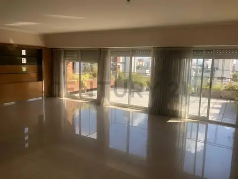 Ingeniero Ernesto C. Boatti 200, Piso 7