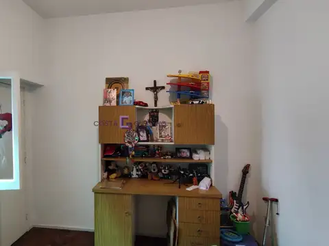 Casa 4 ambientes con 1 baño