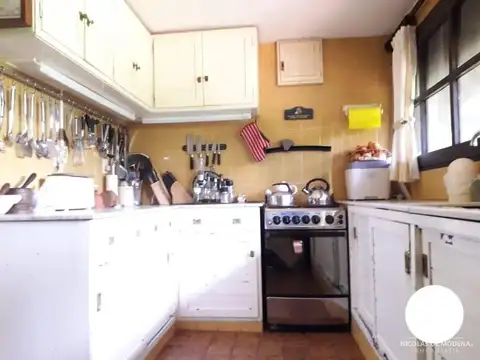 Casa 6 ambientes con 3 baños