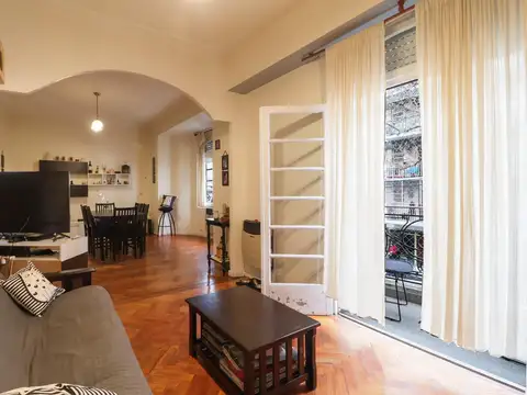 Depto Tipo Casa en Venta de 5 ambientes