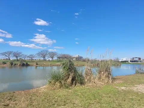 Terreno en Venta en El Cantón - Barrio Islas, USD 130.000