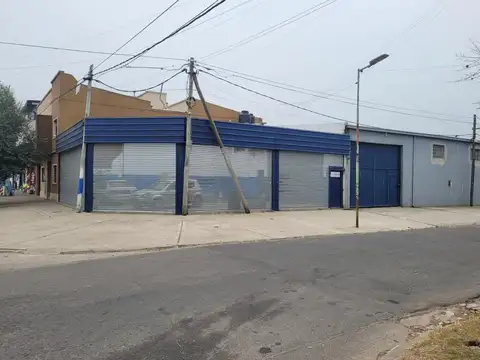 Galpon en Alquiler en Villa Elvira, $ 2.900.000