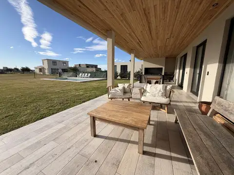 Casa en Venta de 5 dormitorios
