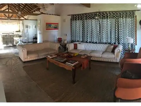 Casa en Venta en Estancia Benquerencia Farm Club, USD 570.000