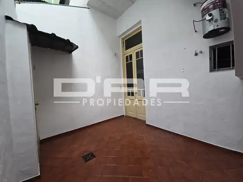 Depto Tipo Casa en Alquiler de Monoambiente