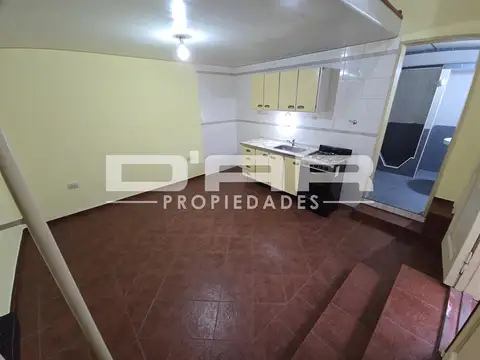 Depto Tipo Casa Monoambiente con 1 baño