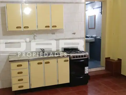 Depto Tipo Casa en Alquiler de 2 ambientes