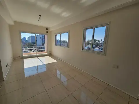 Departamento en Alquiler en Wilde, $ 600.000