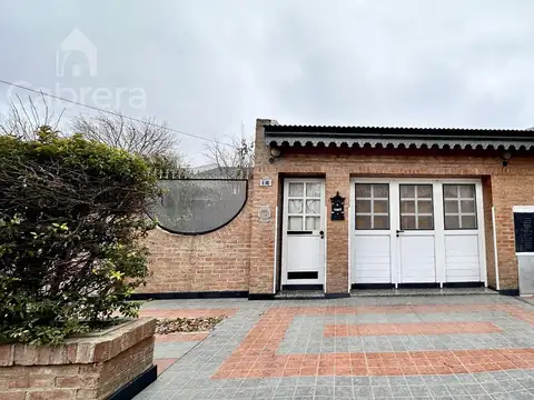 Venta de Casa 3 Dormitorios en Villa Elvira, La Plata.
