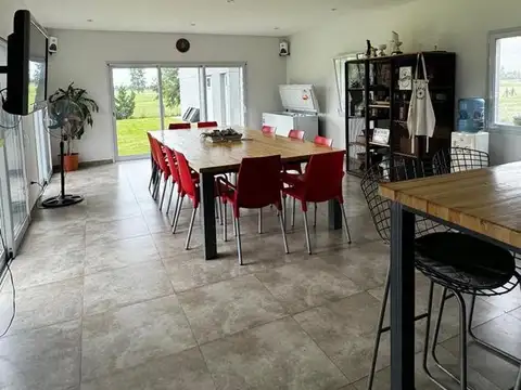 Casa en Alquiler en Fincas de San Vicente, USD 1.700