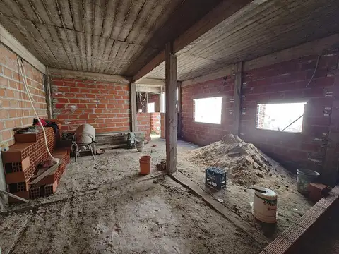 Pedro Miguel Obligado al 3300