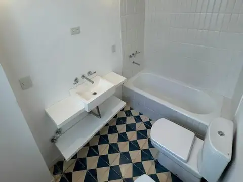 Depto Tipo Casa 4 ambientes con 2 baños